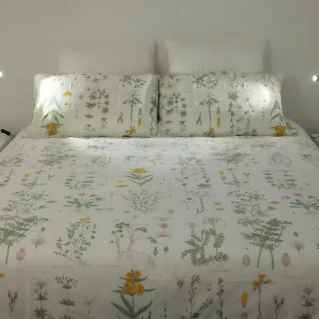 All' Ombra Del Portico Bed & Breakfast