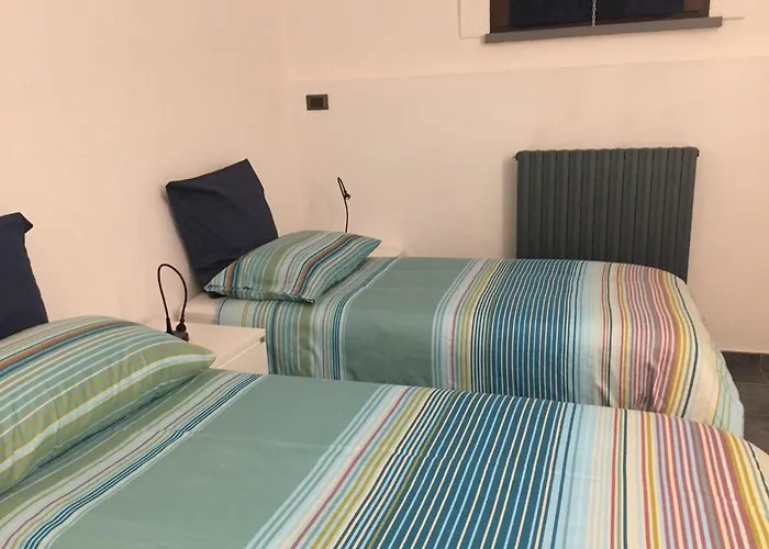 阿罗木布拉德尔普提克住宿加早餐旅馆 *